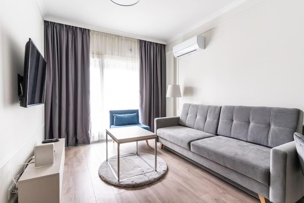 Chic & Luxury Apartment By Mennica Residence Warsaw Luaran gambar